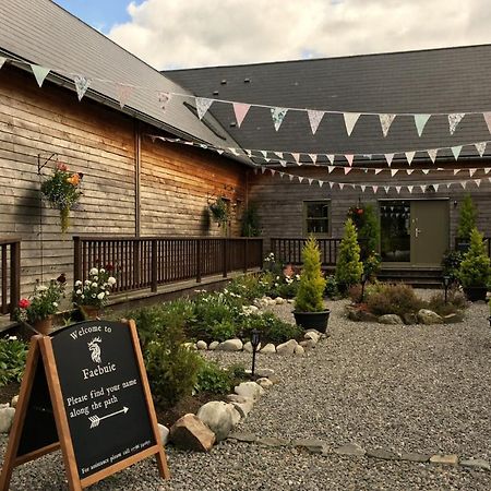 Faebuie Cottages Dalchreichart Exterior photo
